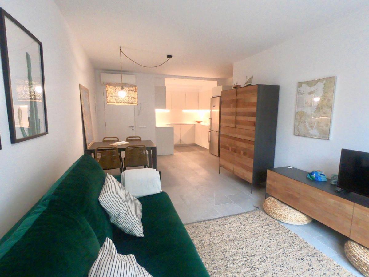 קדאקז Apartamento Nuevo En El Centro Con Garaje מראה חיצוני תמונה