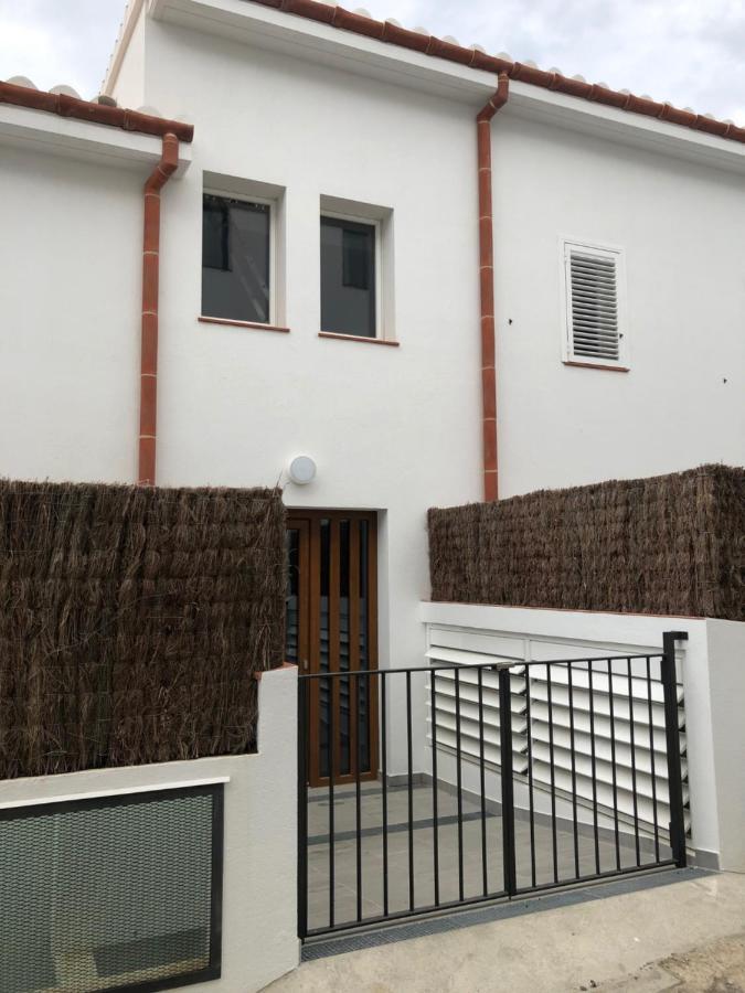 קדאקז Apartamento Nuevo En El Centro Con Garaje מראה חיצוני תמונה