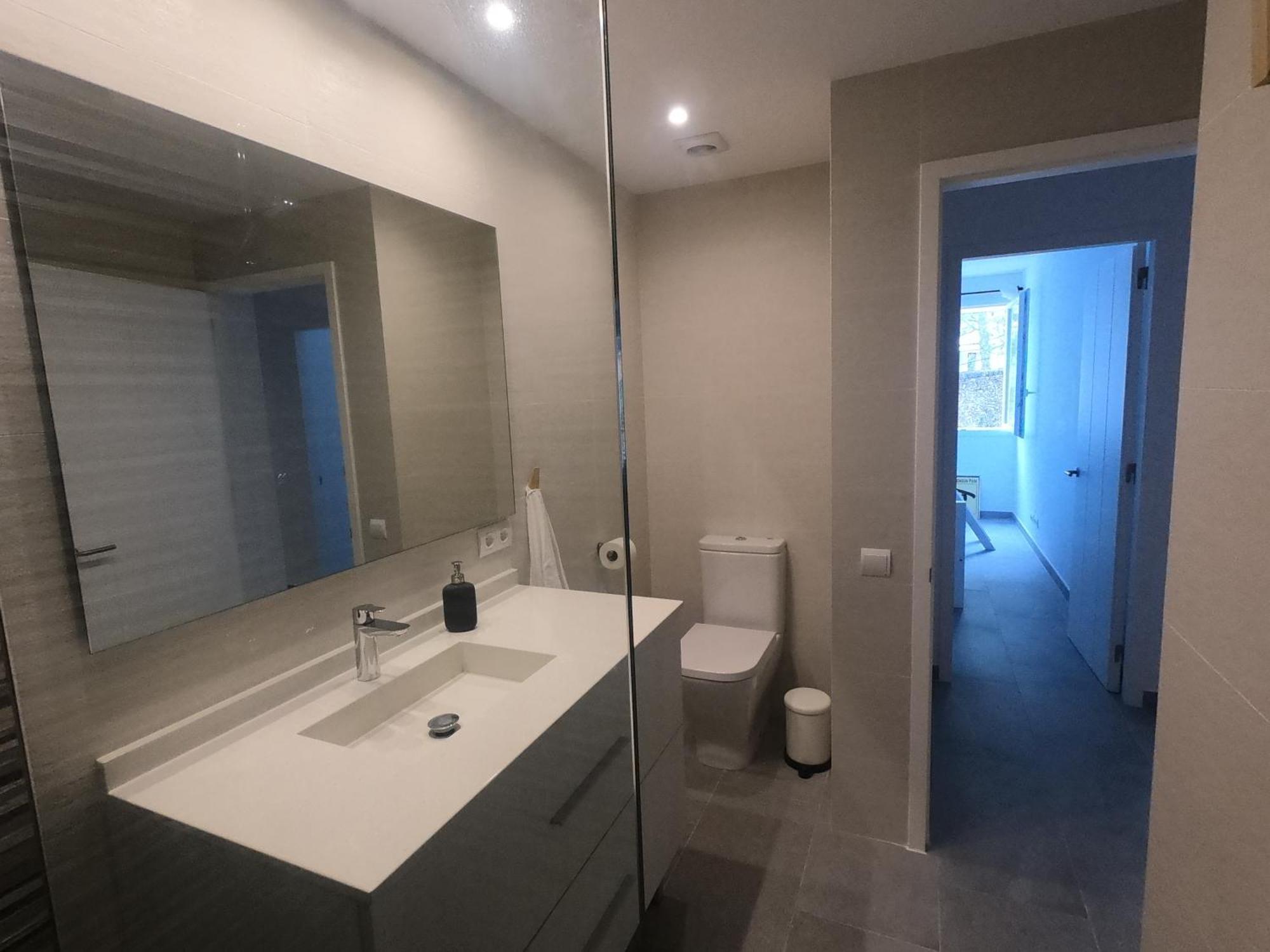 קדאקז Apartamento Nuevo En El Centro Con Garaje מראה חיצוני תמונה